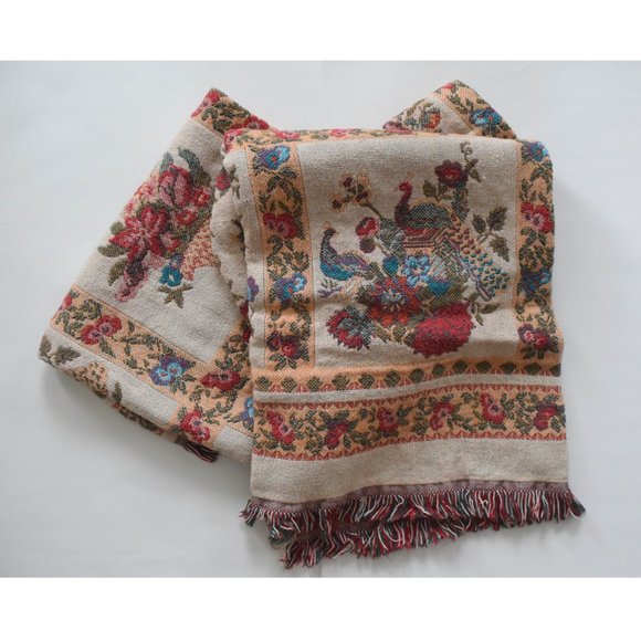 Other - VTG| Old Salem floral and bird scene blanket/throw